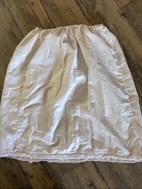 Vintage Style White Cotton Lace Trim Underskirt Half Slip
